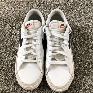 Men’s Nike size 10